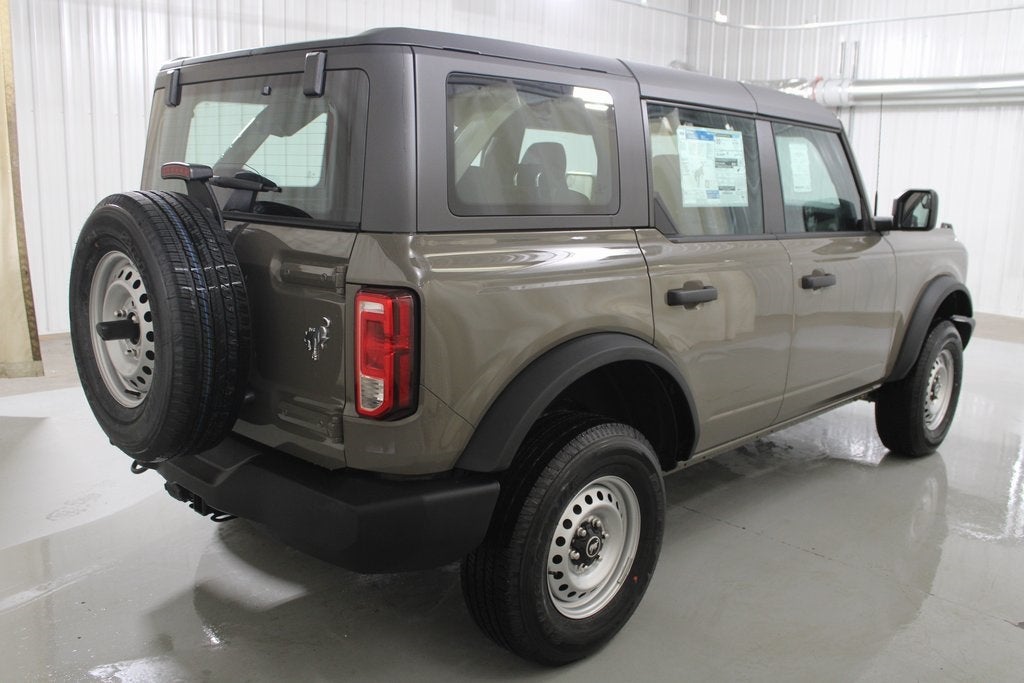 2025 Ford Bronco Base