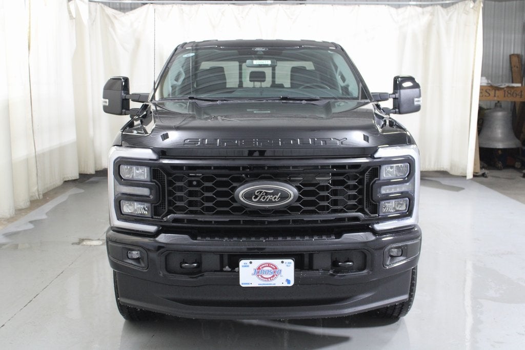 2026 Ford F-350SD Lariat