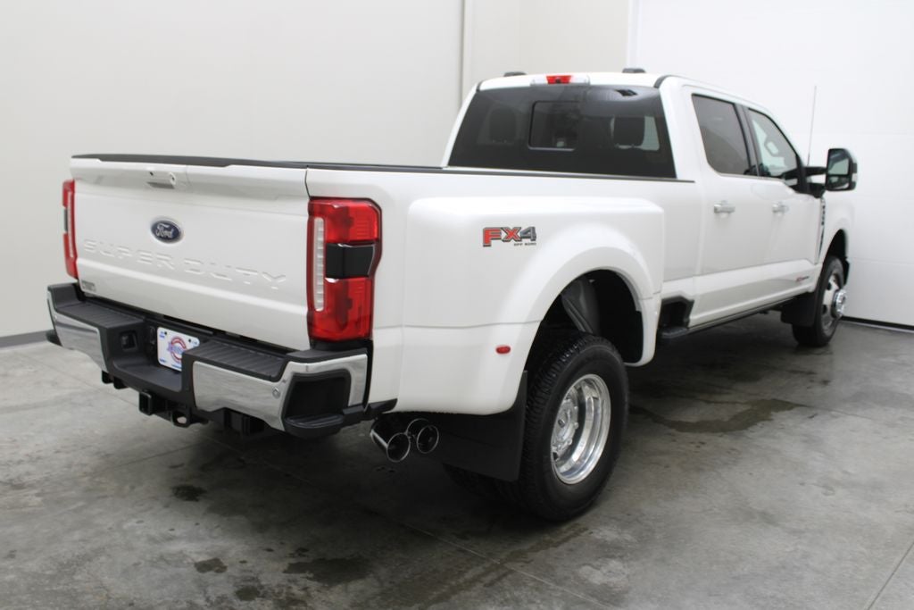 2026 Ford F-350SD Lariat DRW