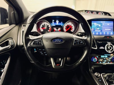 2016 Ford Focus ST ST
