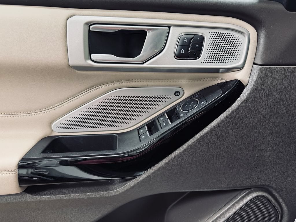 2023 Ford Explorer Platinum