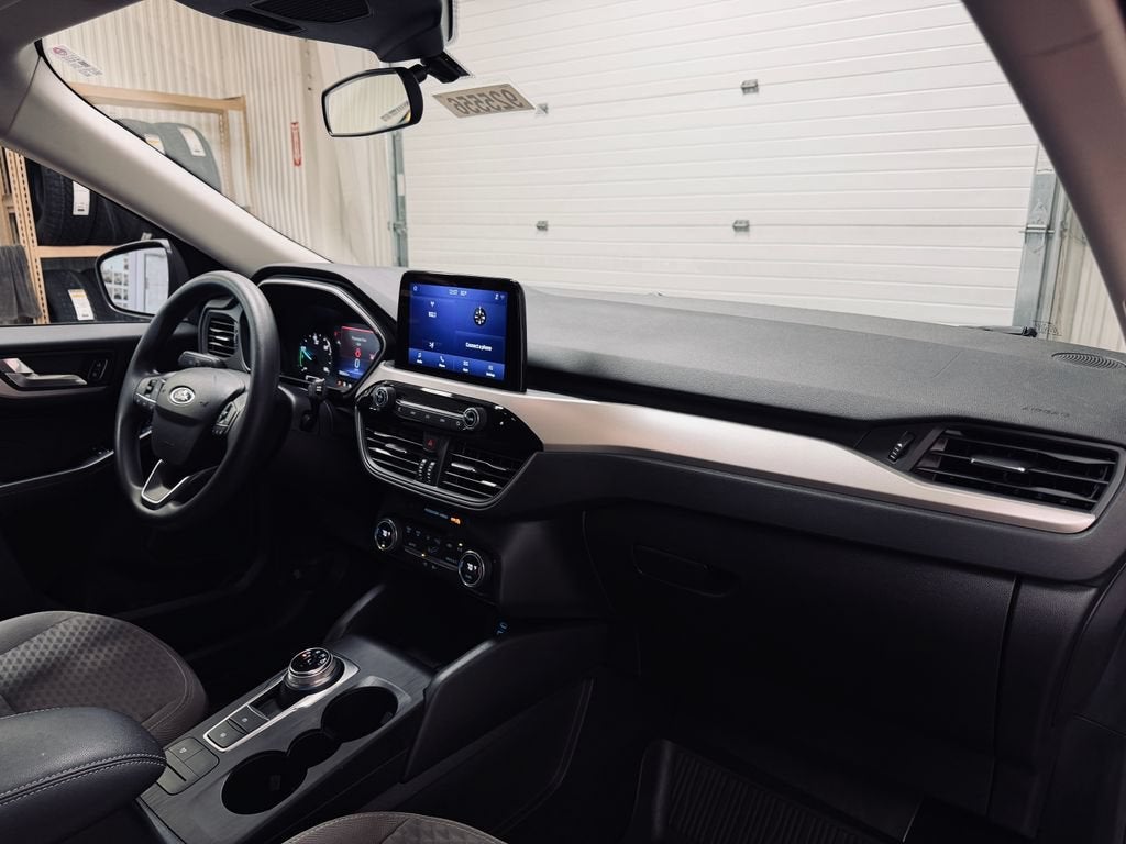 2021 Ford Escape SE Hybrid