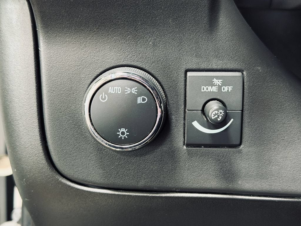 2015 Chevrolet Express Passenger 3500 LS