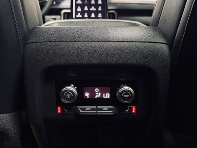 2024 GMC Acadia AT4