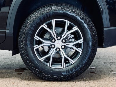 2024 GMC Acadia AT4