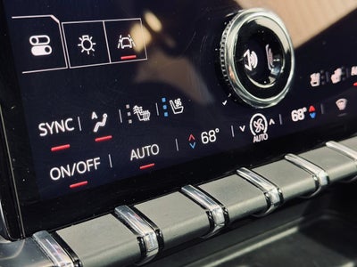 2025 GMC Acadia AT4