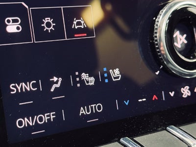 2025 GMC Acadia AT4