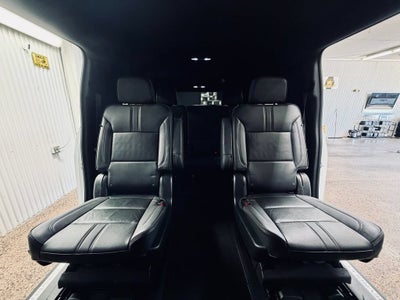 2022 Chevrolet Suburban RST
