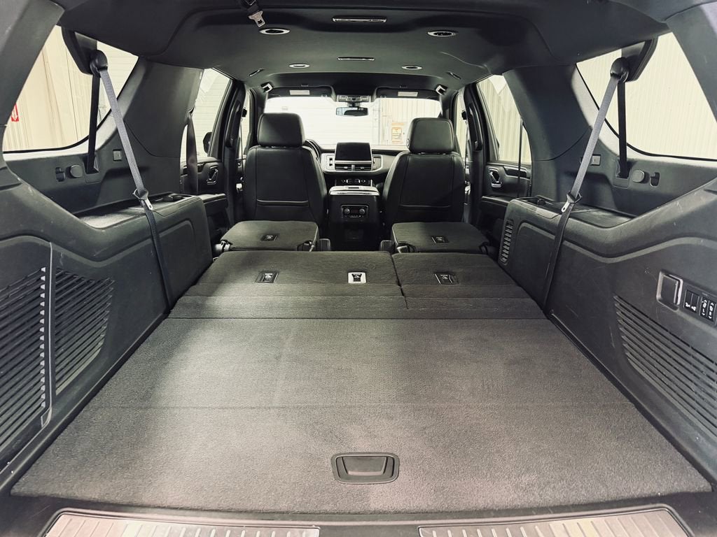 2022 Chevrolet Suburban RST