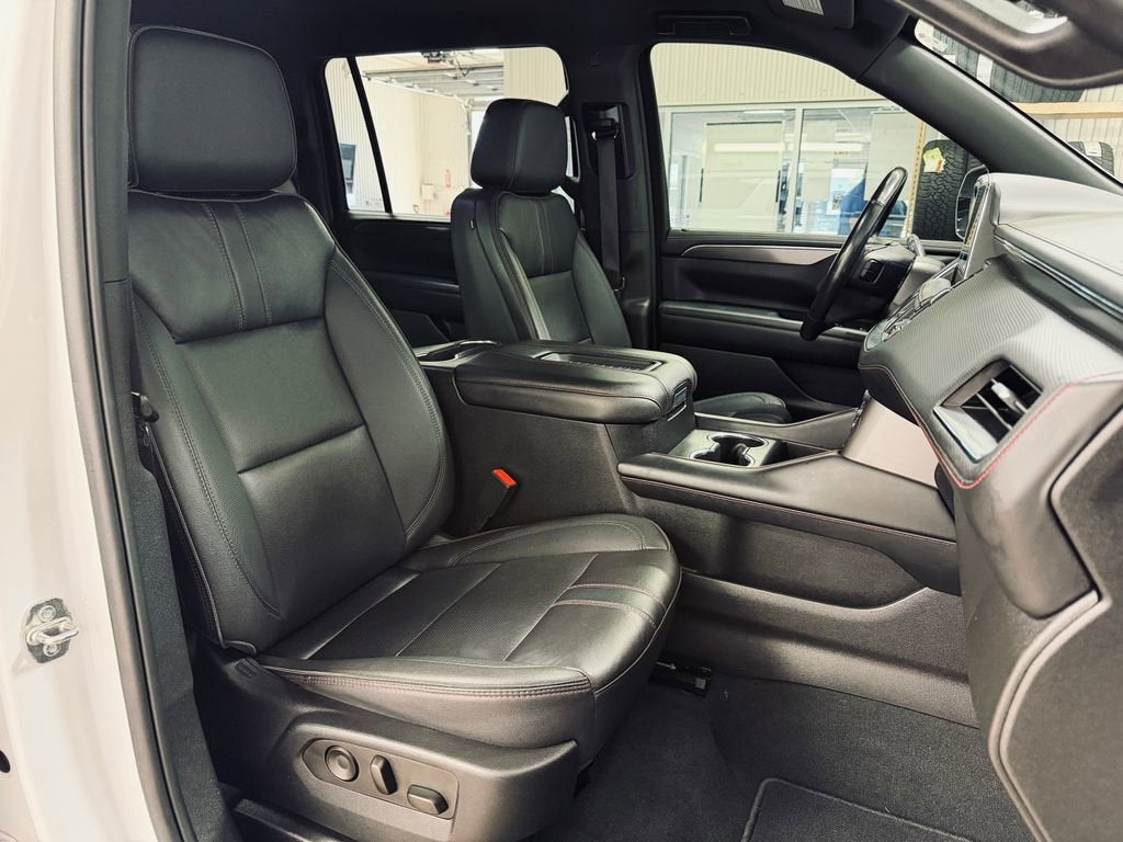 2022 Chevrolet Suburban RST