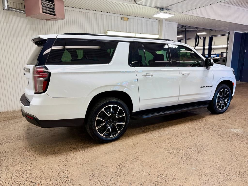 2022 Chevrolet Suburban RST