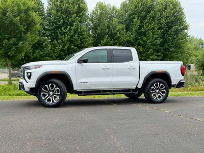 2024 GMC Canyon AT4