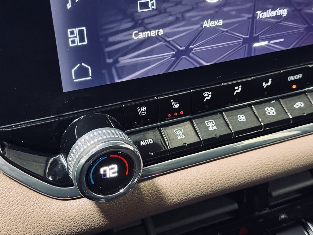 2024 GMC Canyon Denali