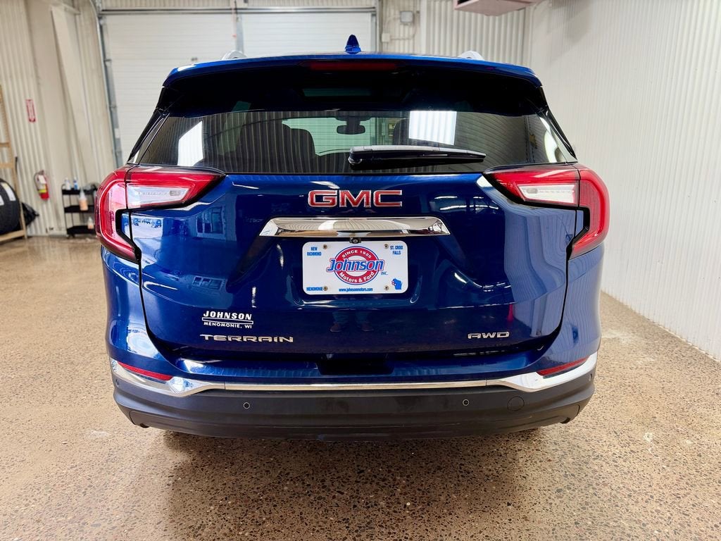 2022 GMC Terrain SLT
