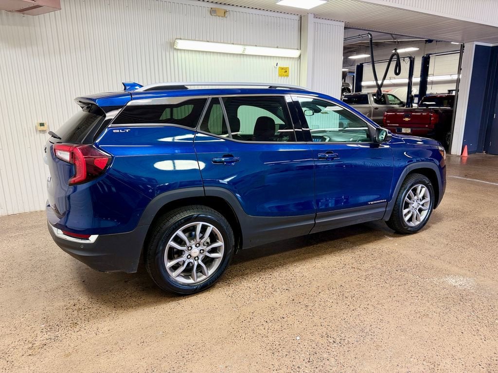 2022 GMC Terrain SLT