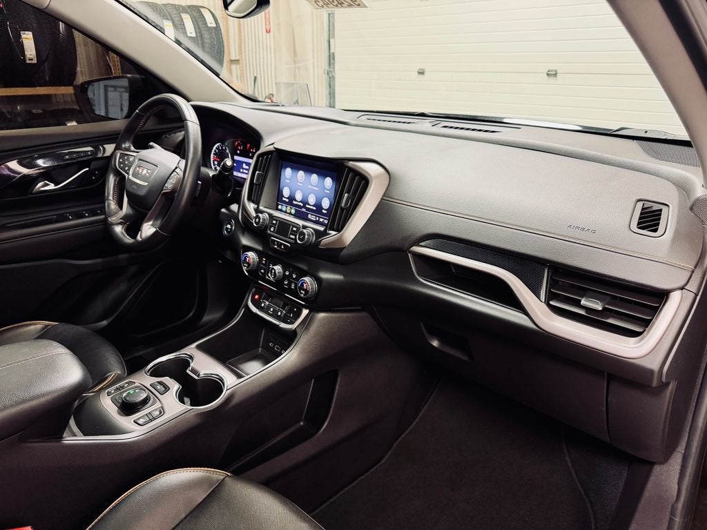 2022 GMC Terrain AT4
