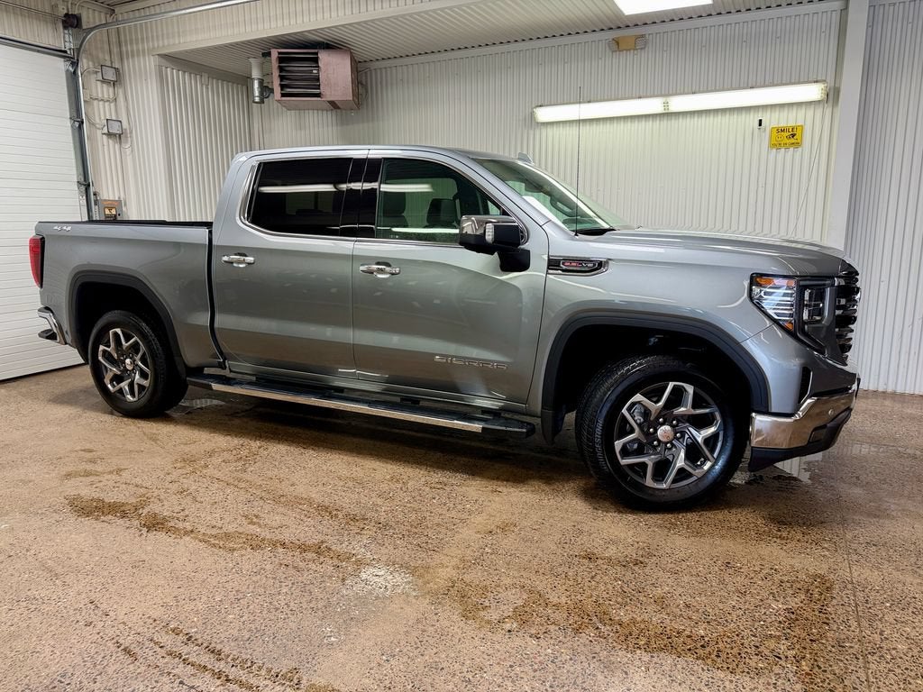 2024 GMC Sierra 1500 SLT