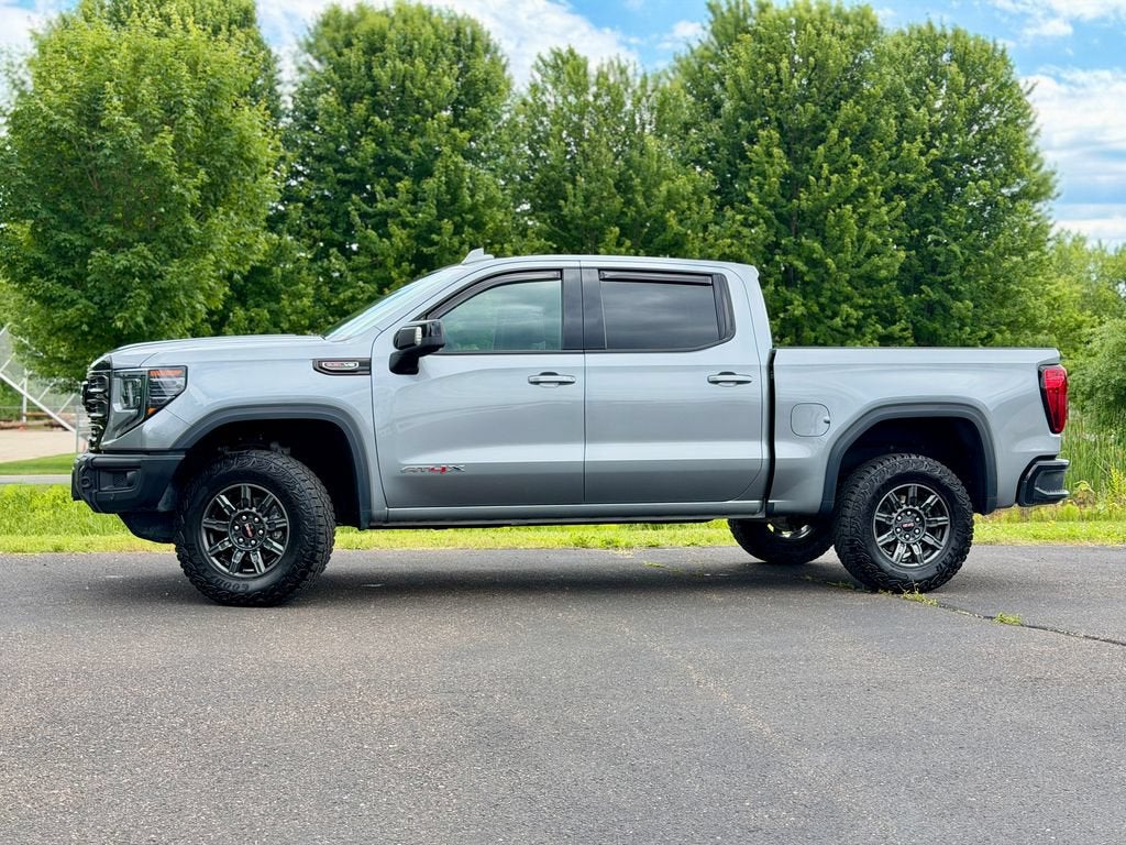 2024 GMC Sierra 1500 AT4X