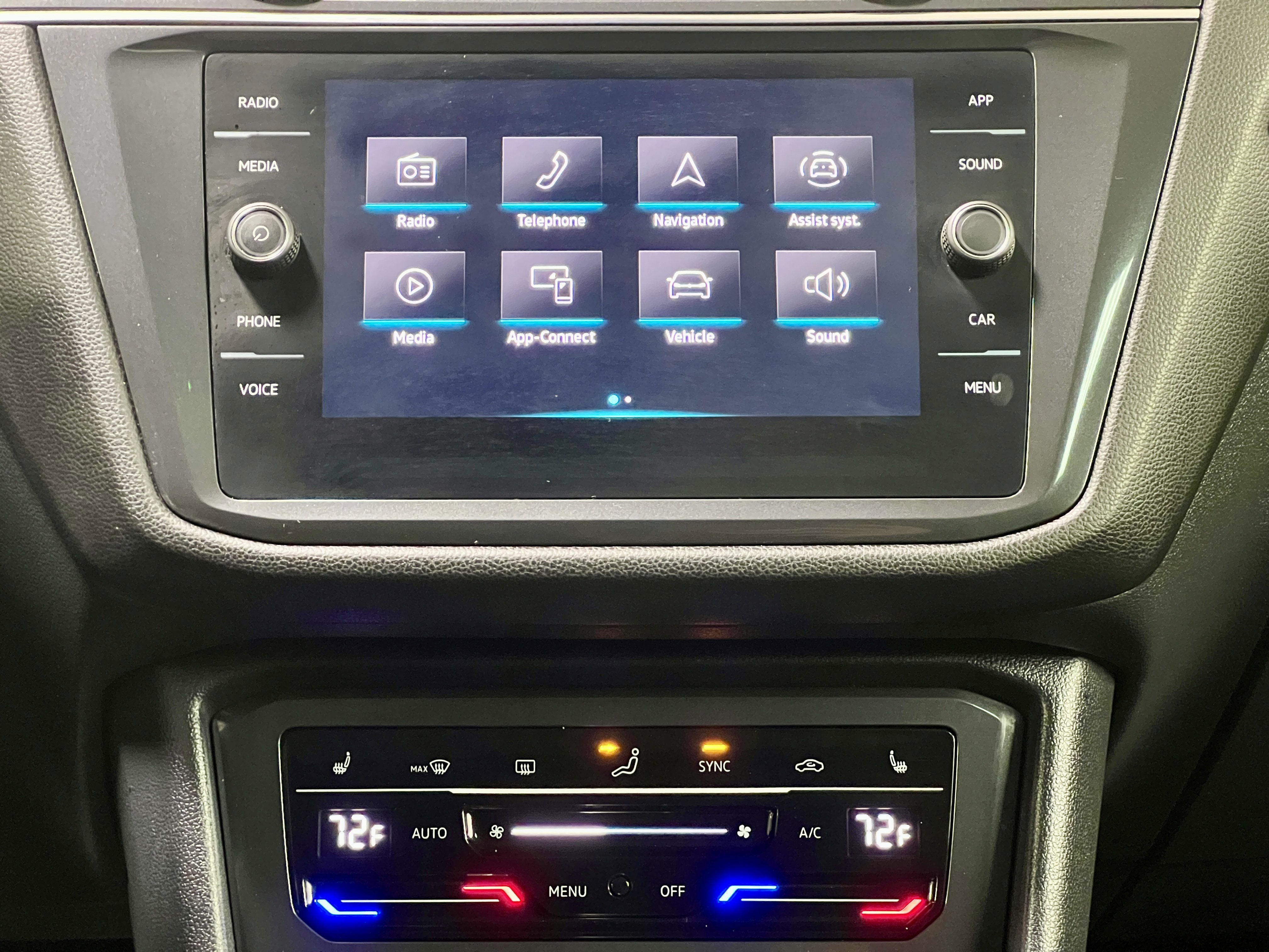 2023 Volkswagen Tiguan SE R-Line Black