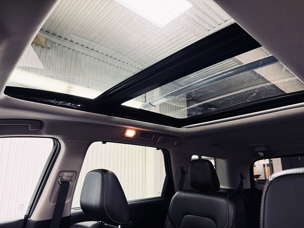 2022 Nissan Pathfinder SL 4WD