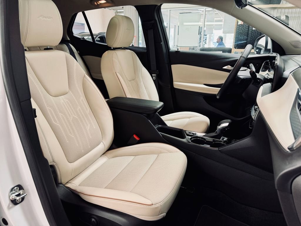 2025 Buick Encore GX Avenir
