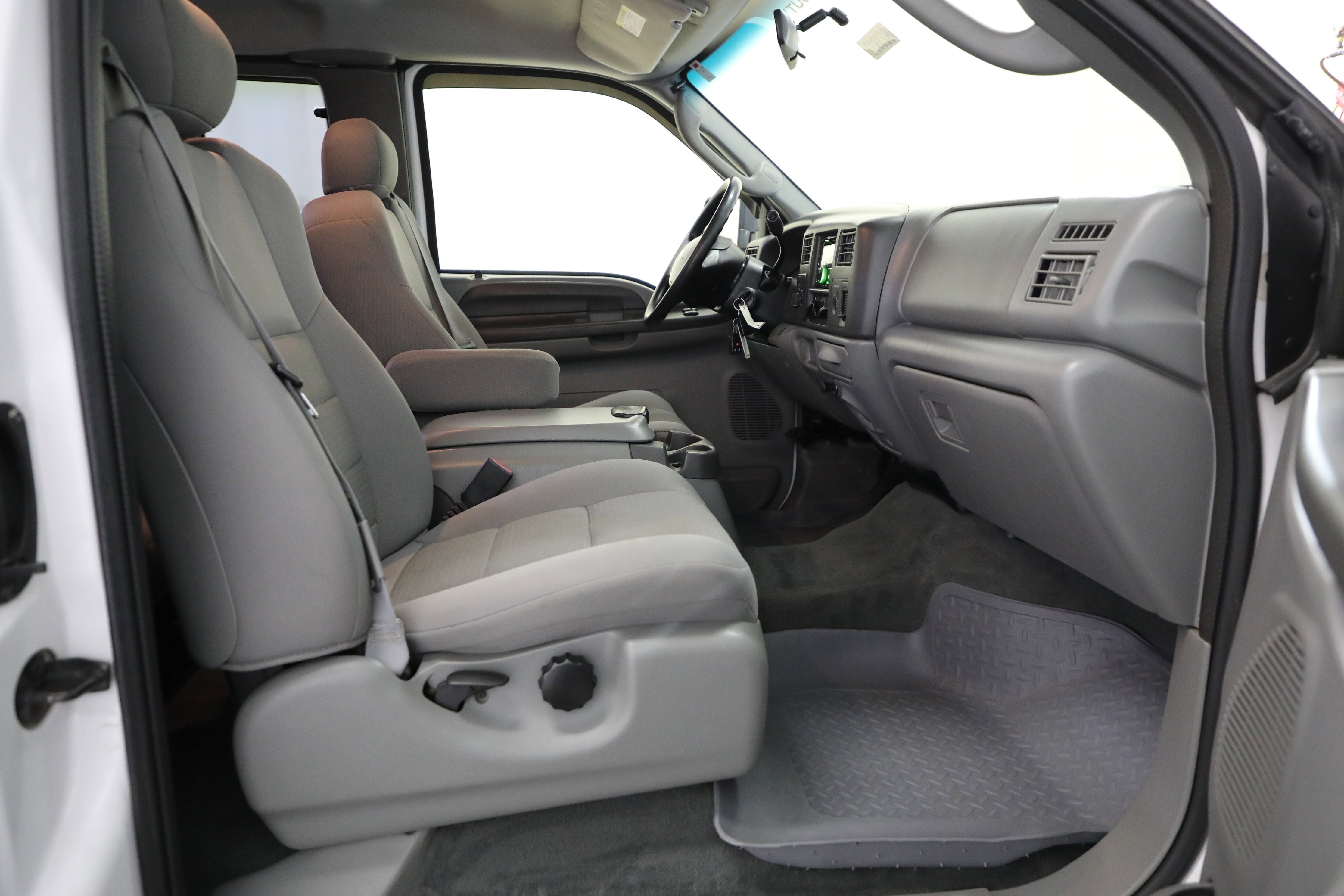 2004 Ford Super Duty F-250 XL