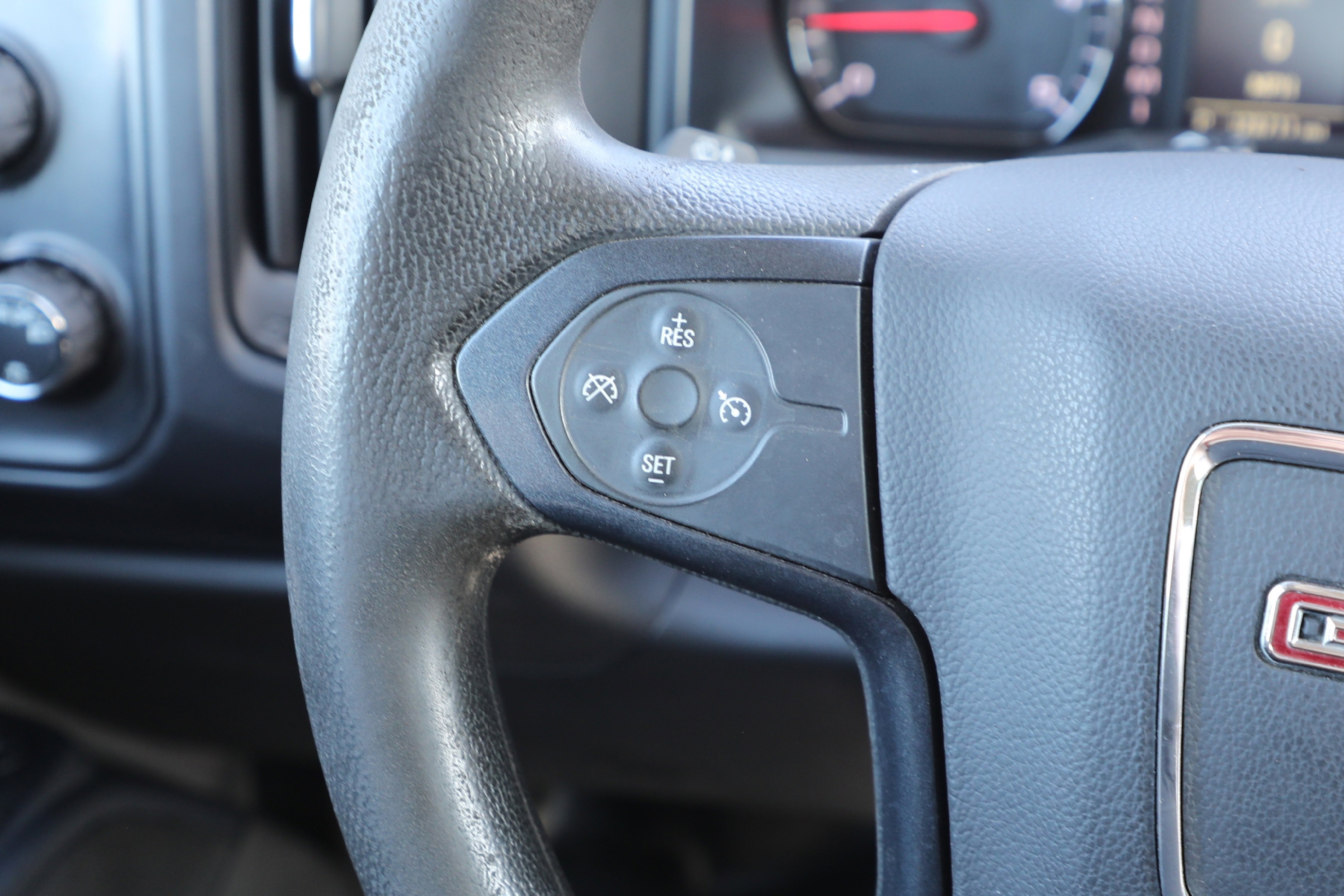 2016 GMC Sierra 2500 HD 4WD Double Cab 144.2"