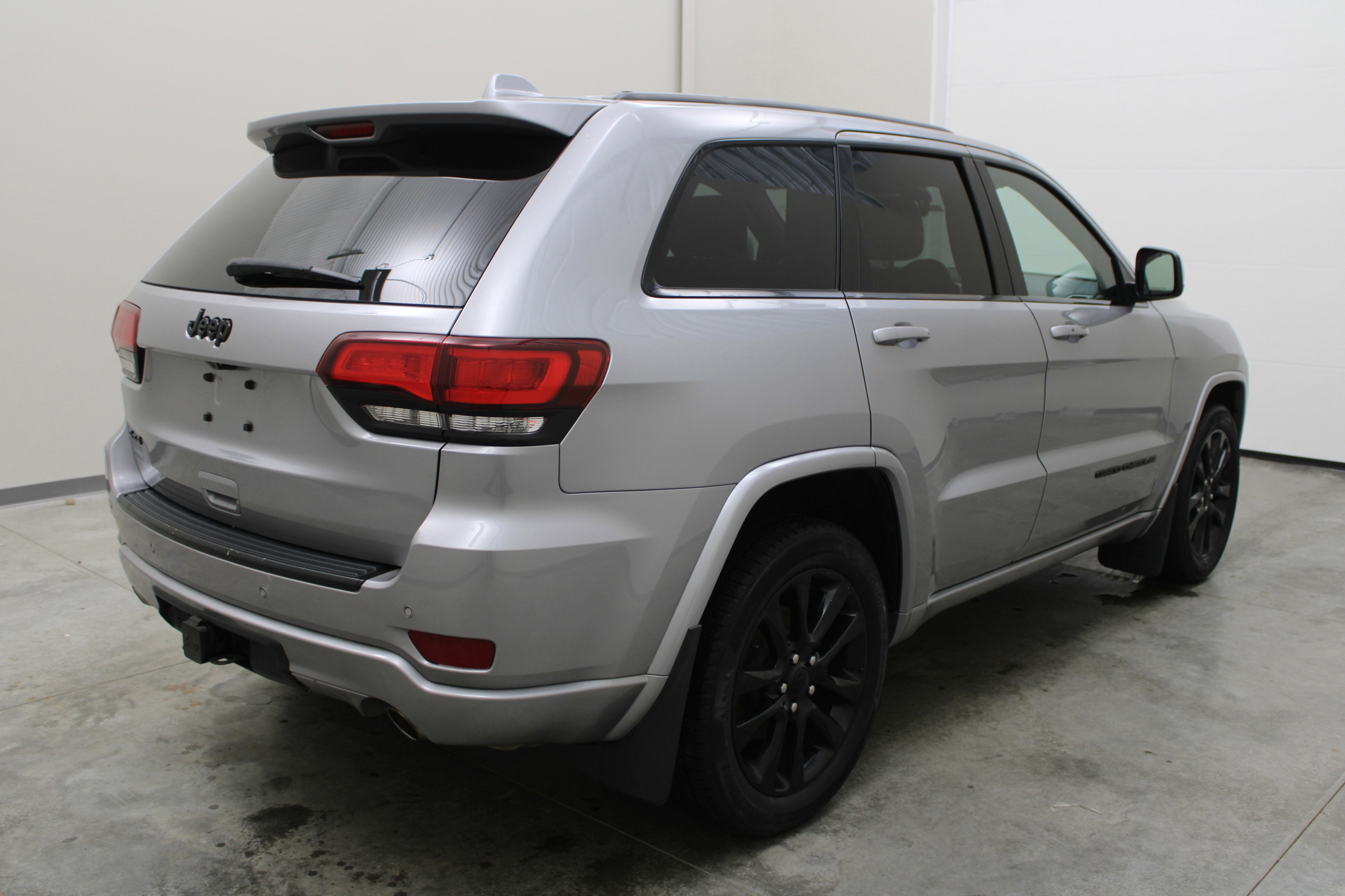 2017 Jeep Grand Cherokee Altitude
