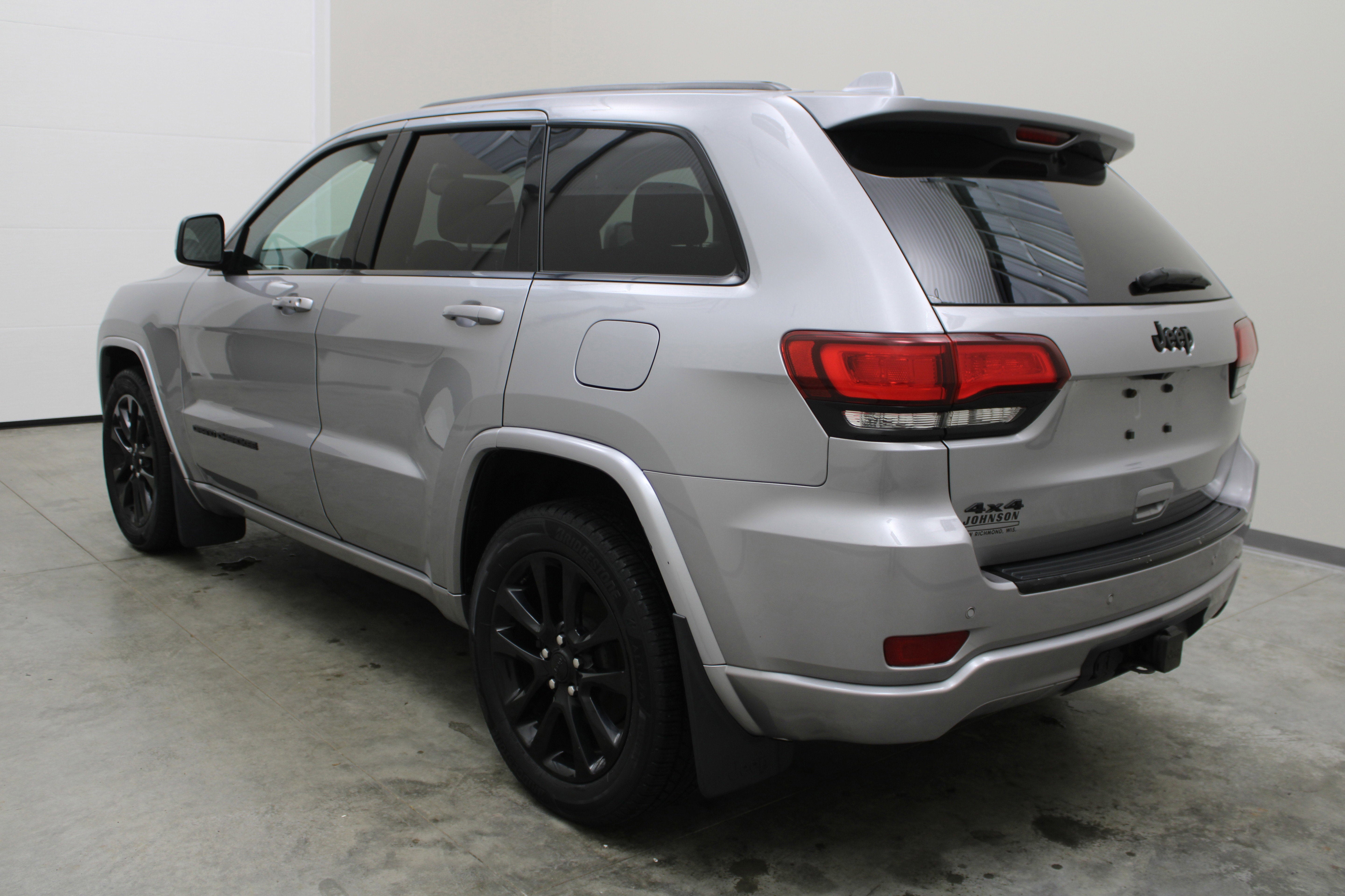 2017 Jeep Grand Cherokee Altitude