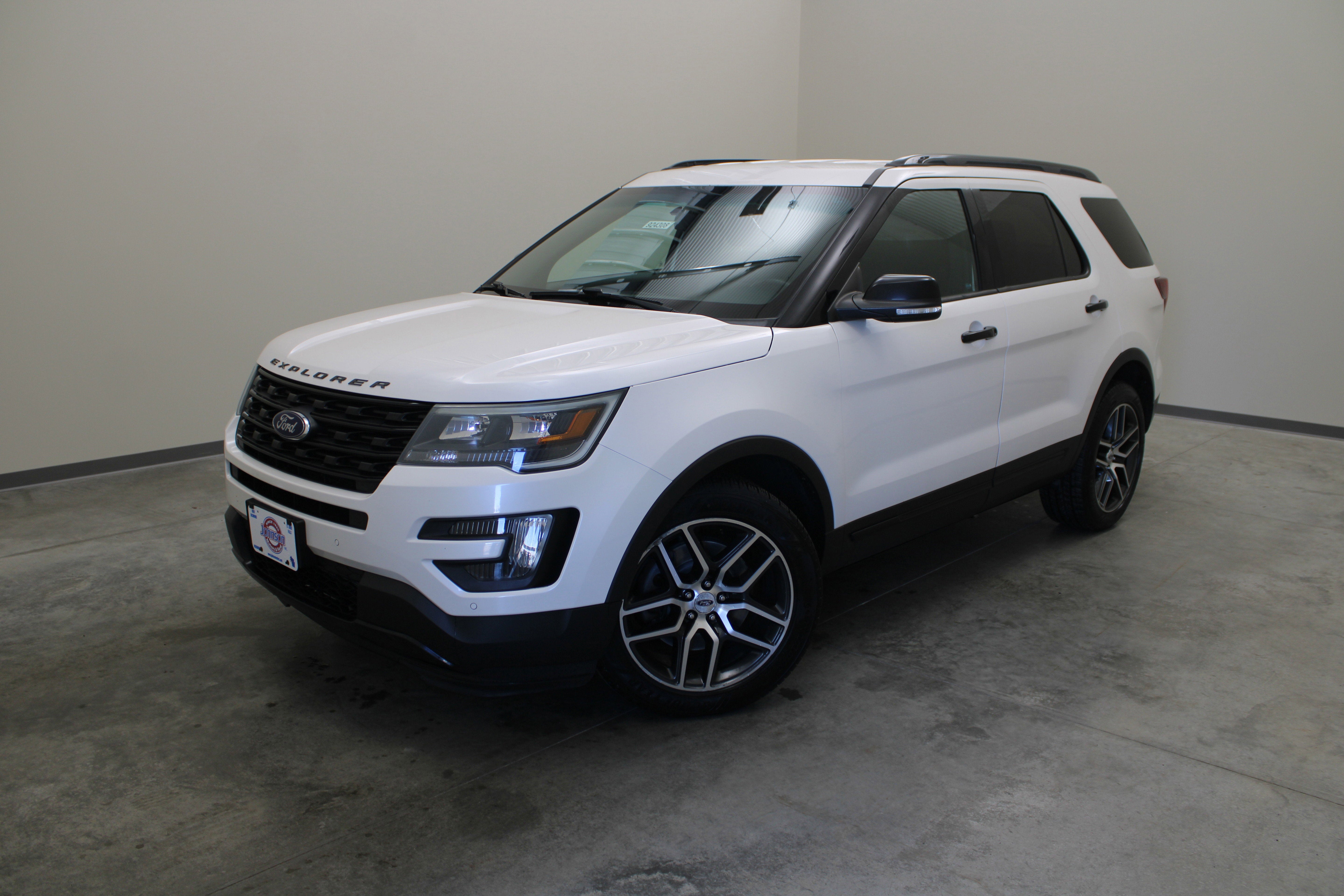 2016 Ford Explorer Sport