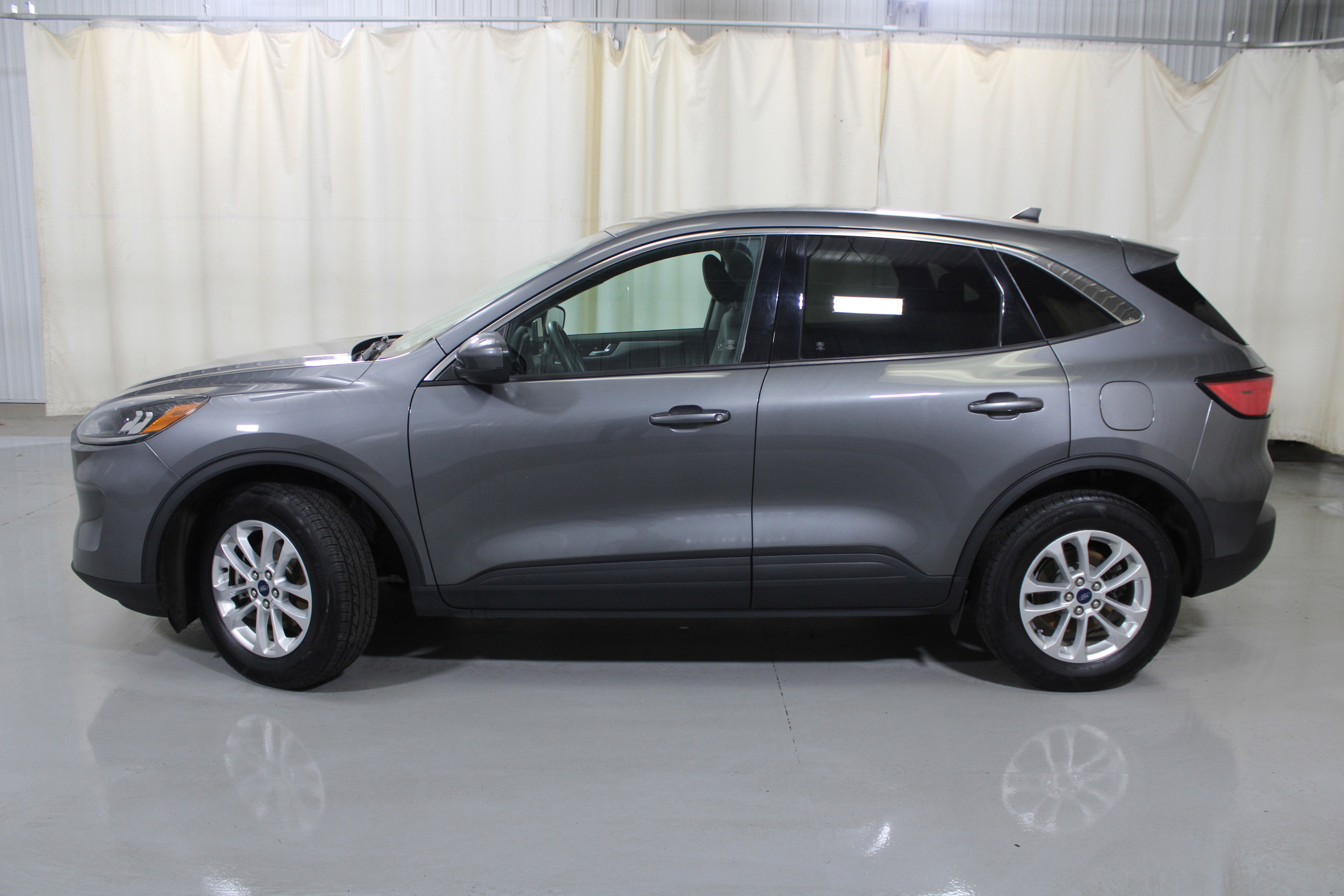 2021 Ford Escape SE Hybrid