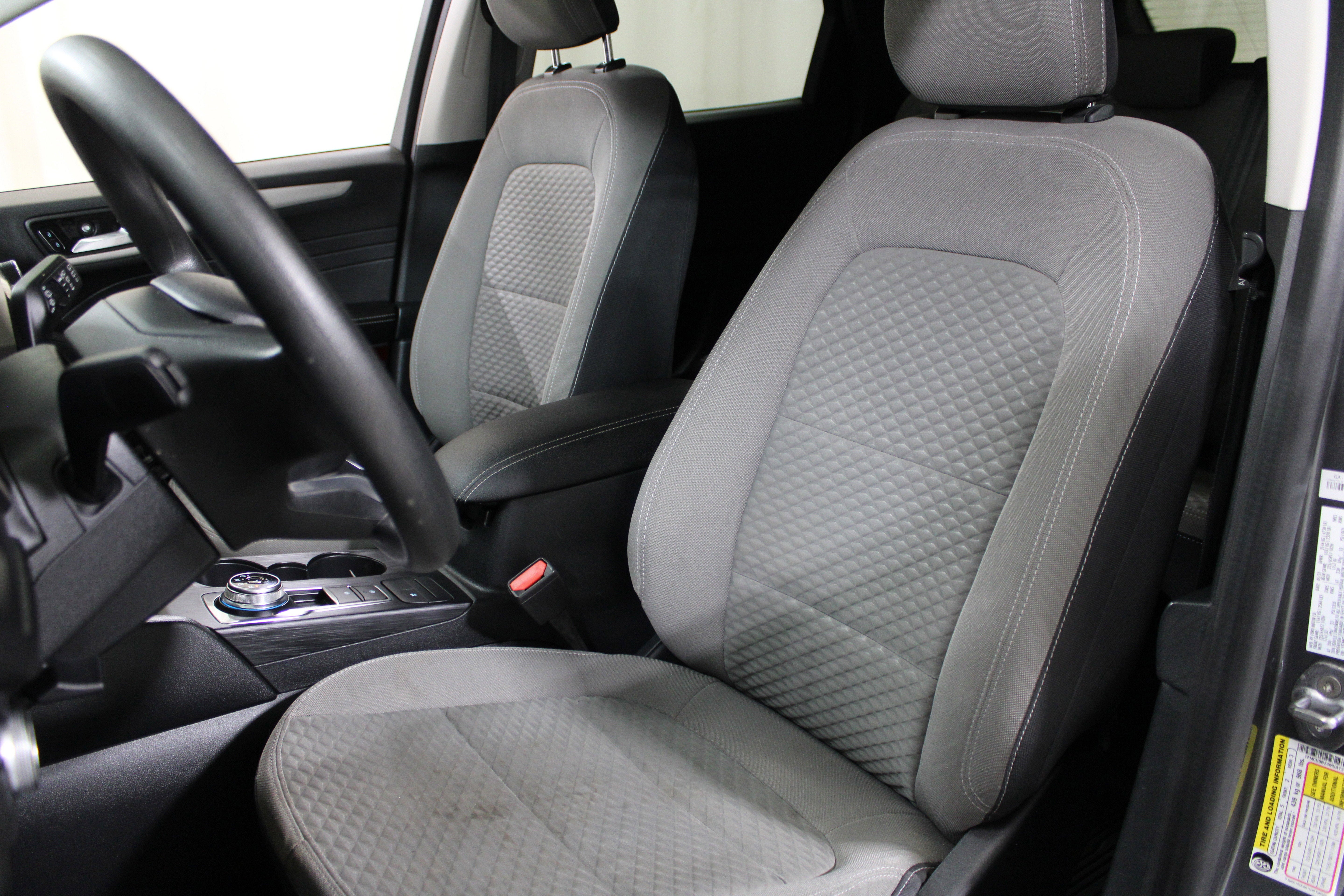 2021 Ford Escape SE Hybrid