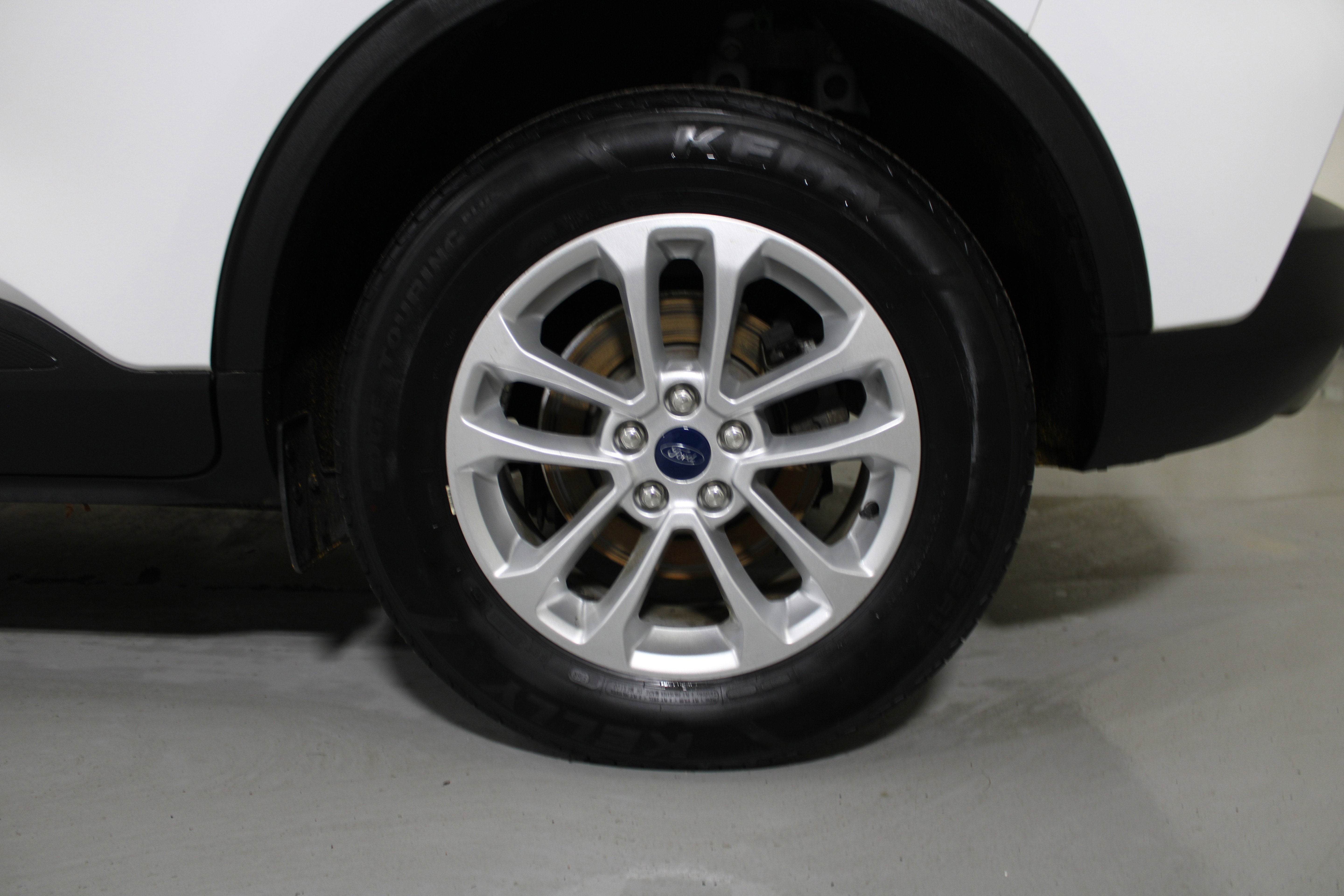 2021 Ford Escape SE Hybrid