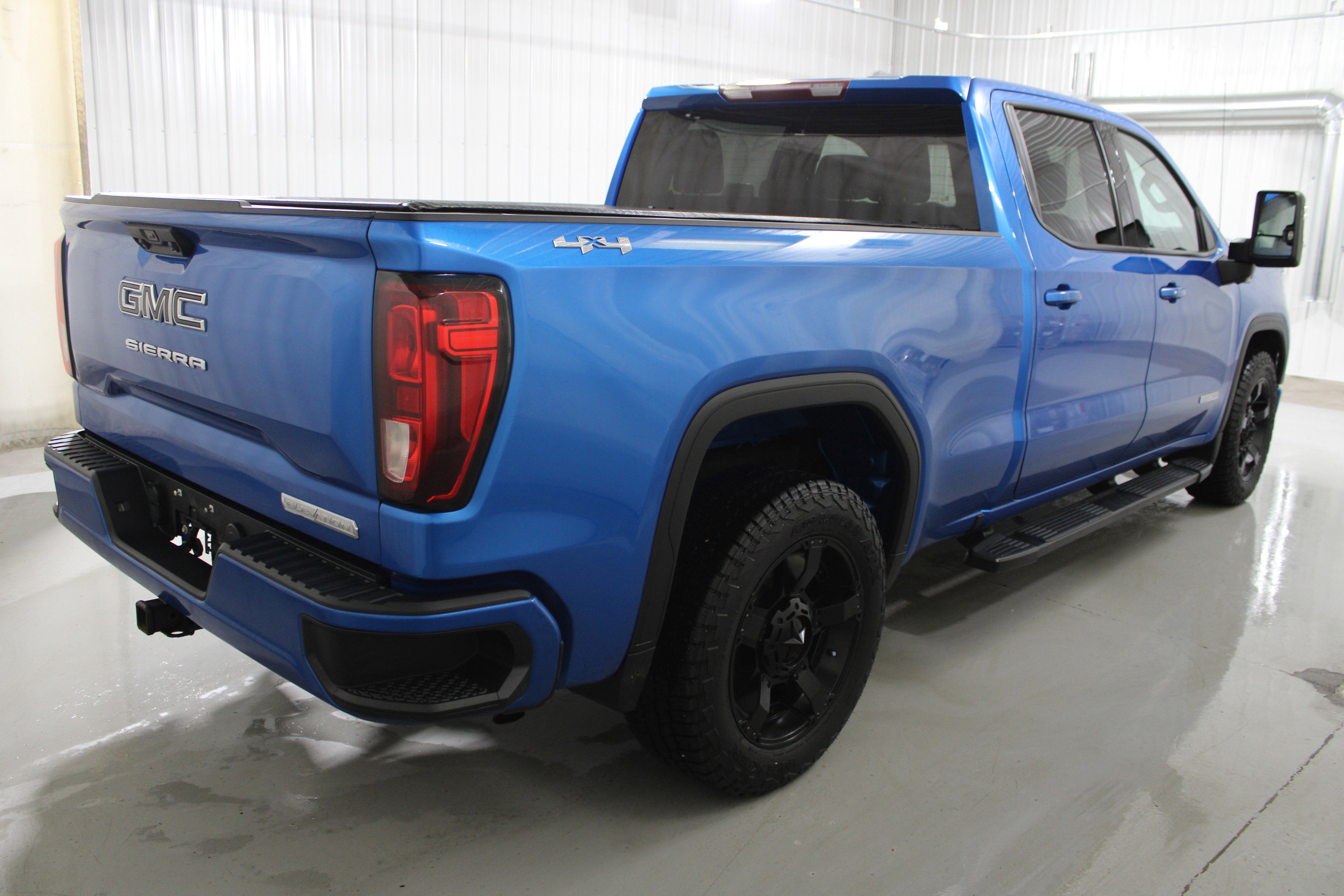 2022 GMC Sierra 1500 Elevation