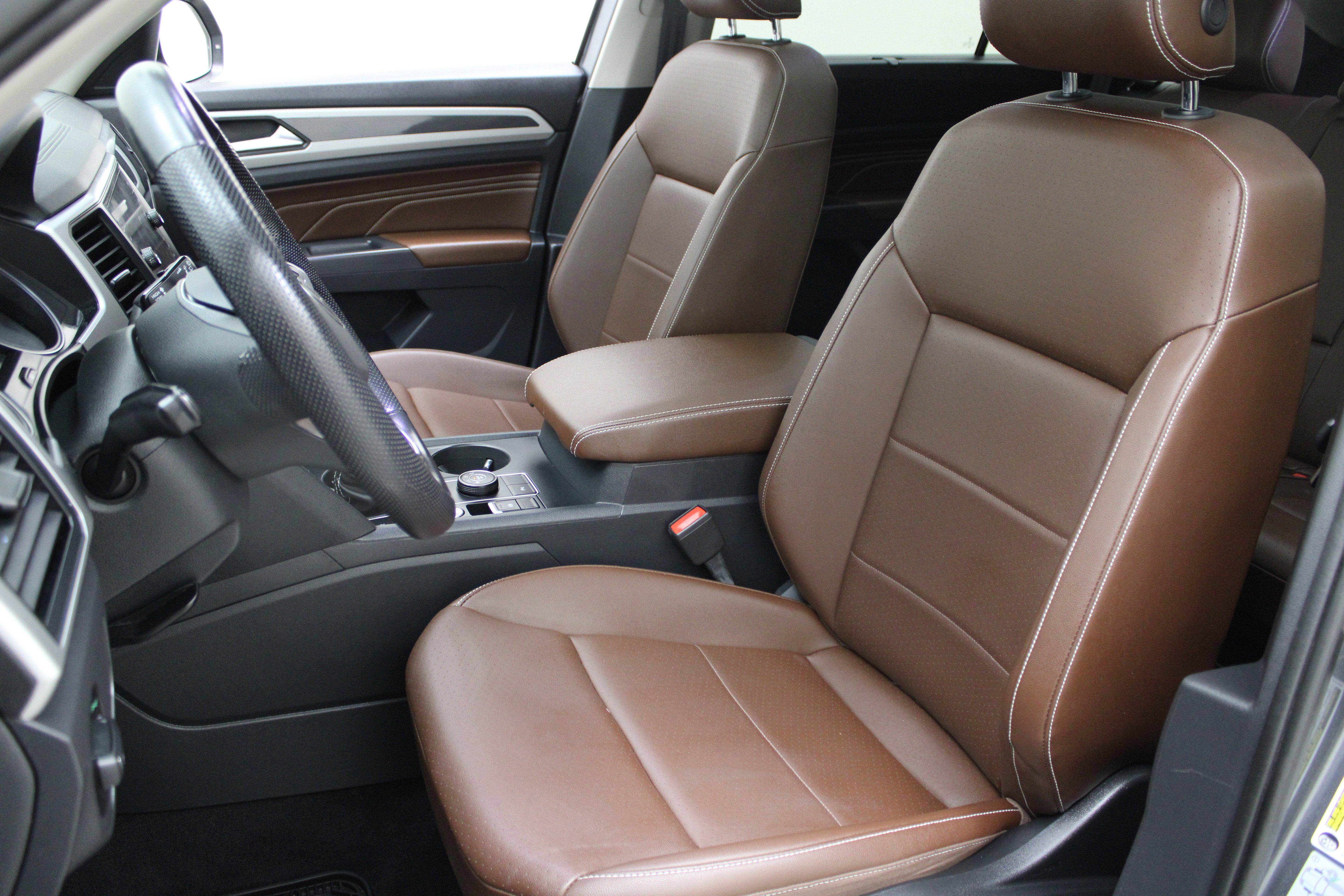 2021 Volkswagen Atlas 3.6L V6 SE w/Technology R-Line