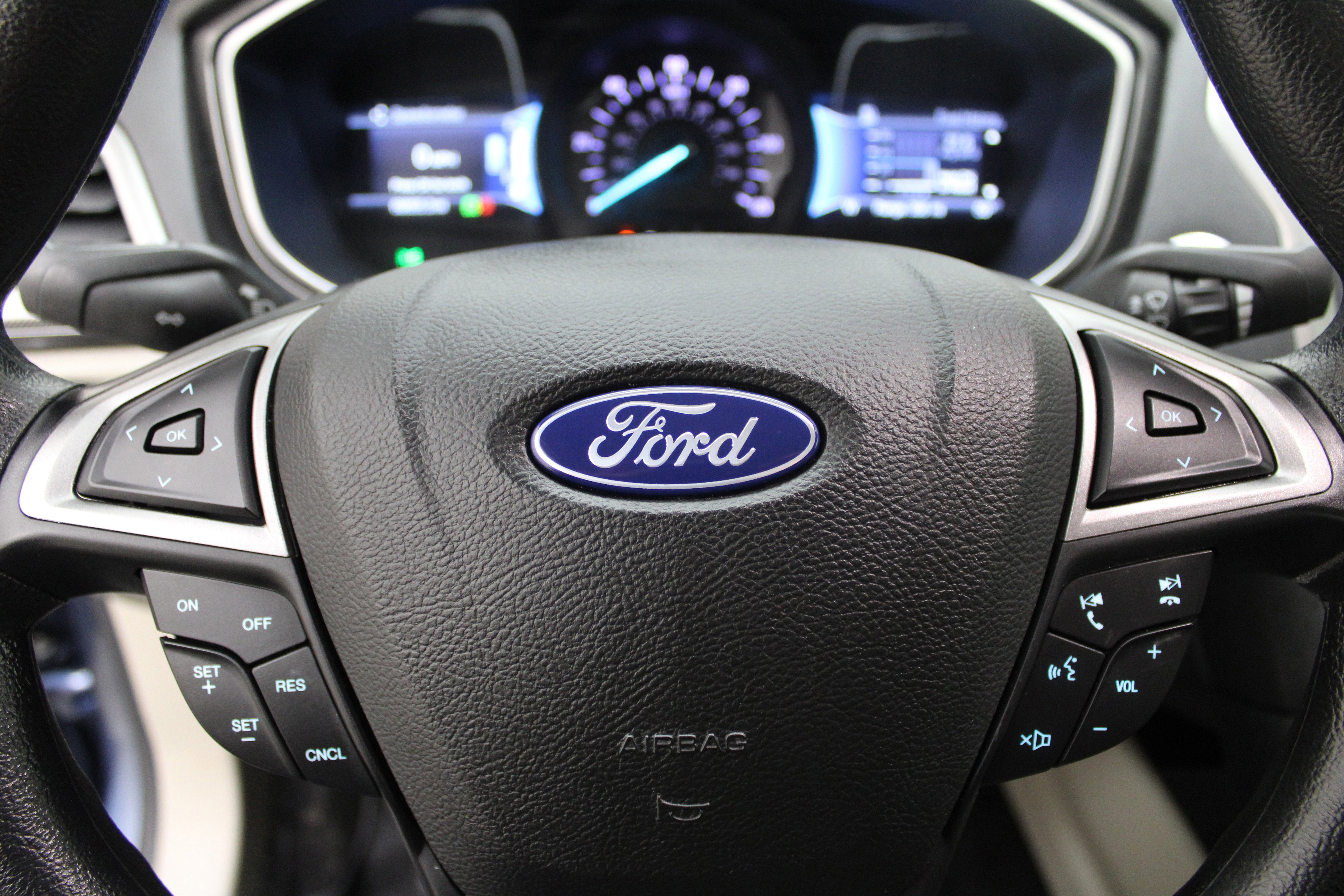 2018 Ford Fusion Hybrid SE