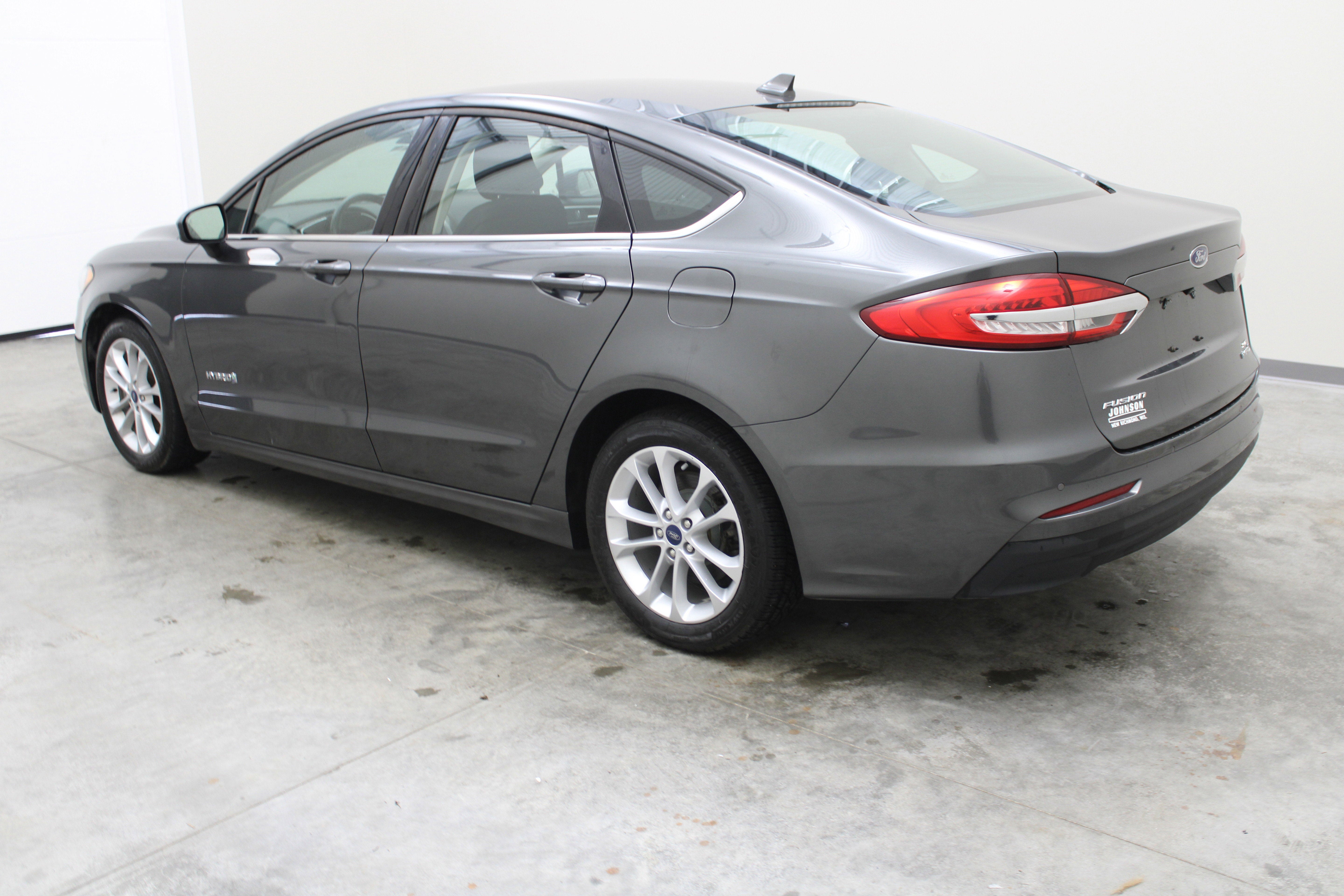 2019 Ford Fusion Hybrid SE