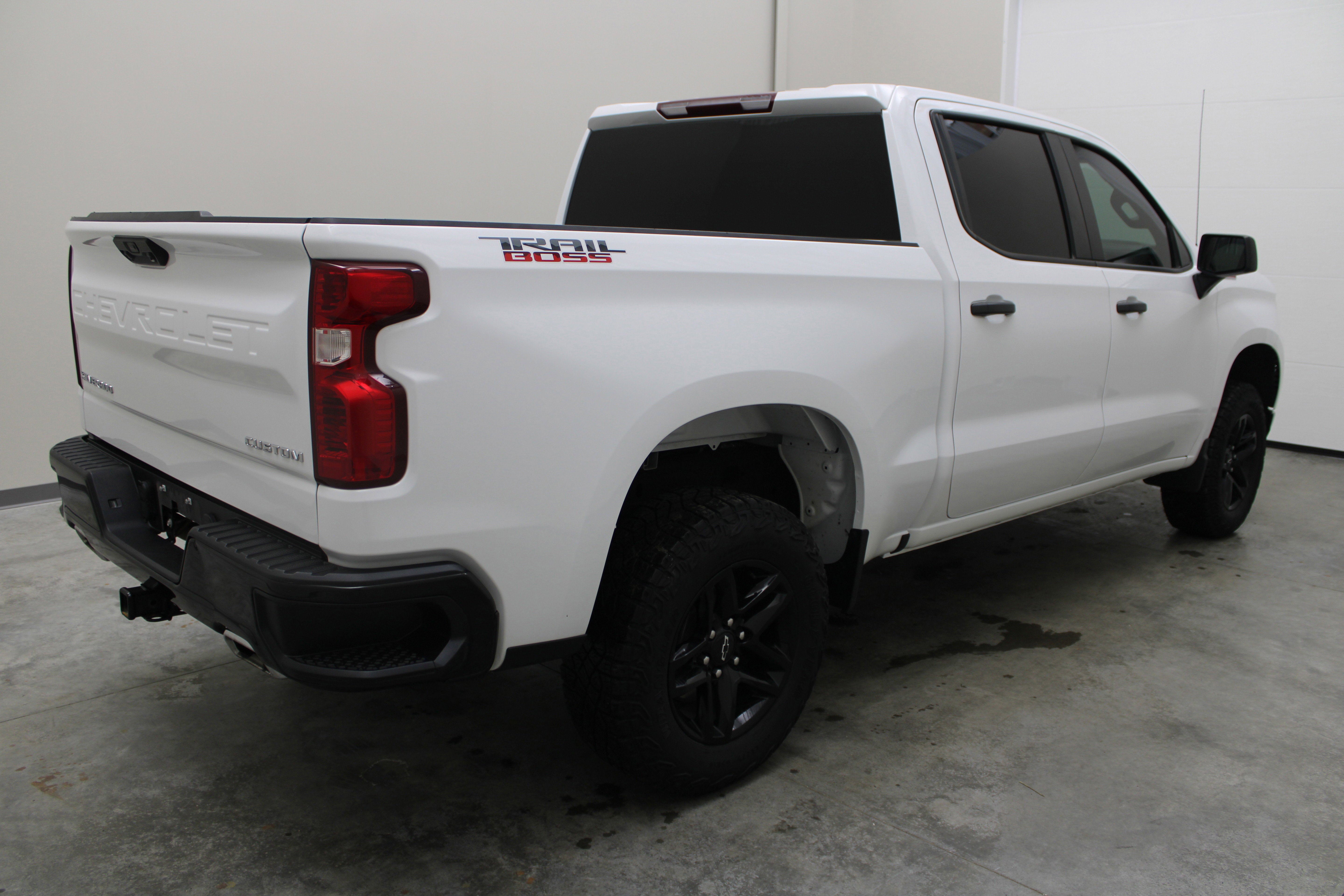 2023 Chevrolet Silverado 1500 Custom Trail Boss