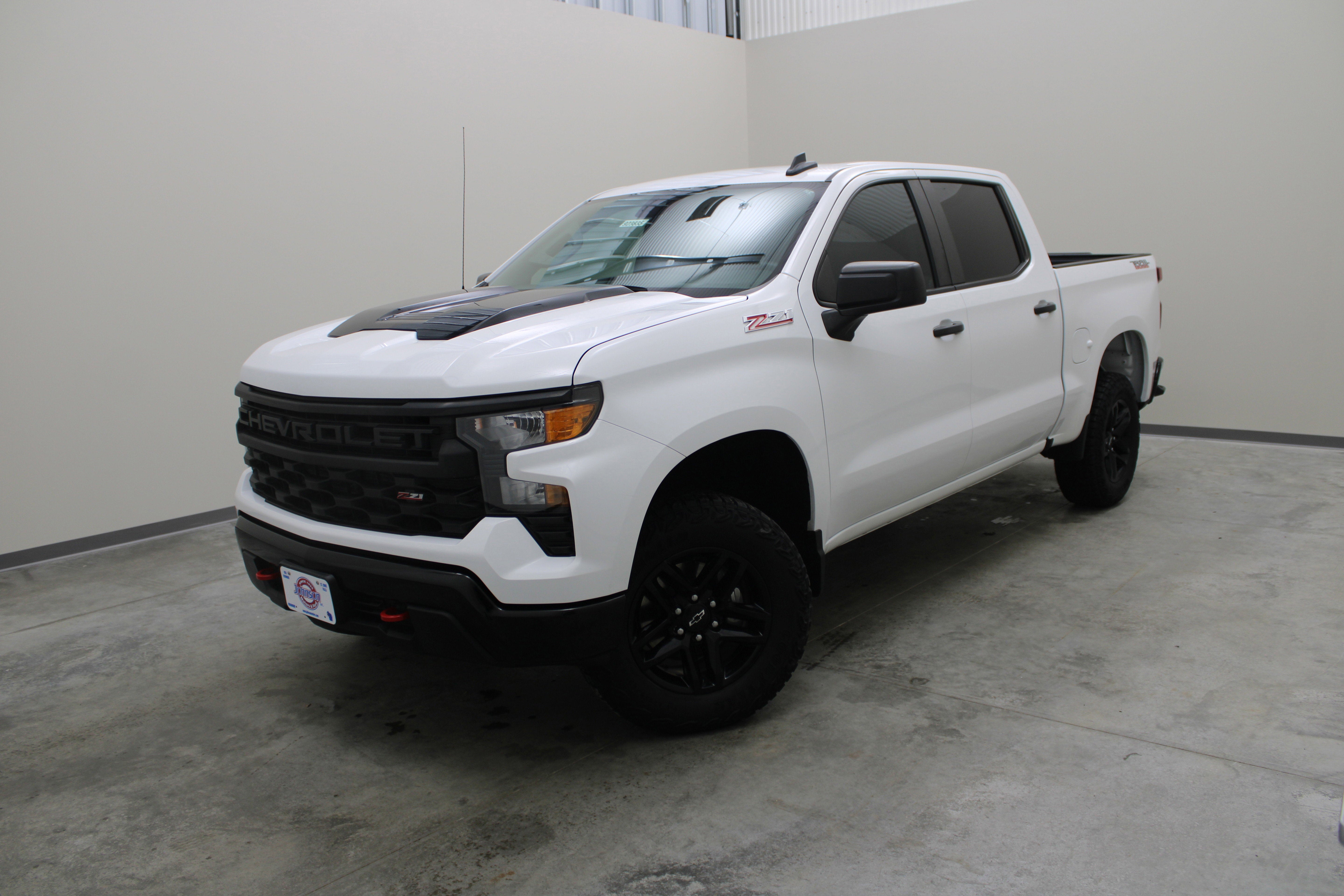 2023 Chevrolet Silverado 1500 Custom Trail Boss