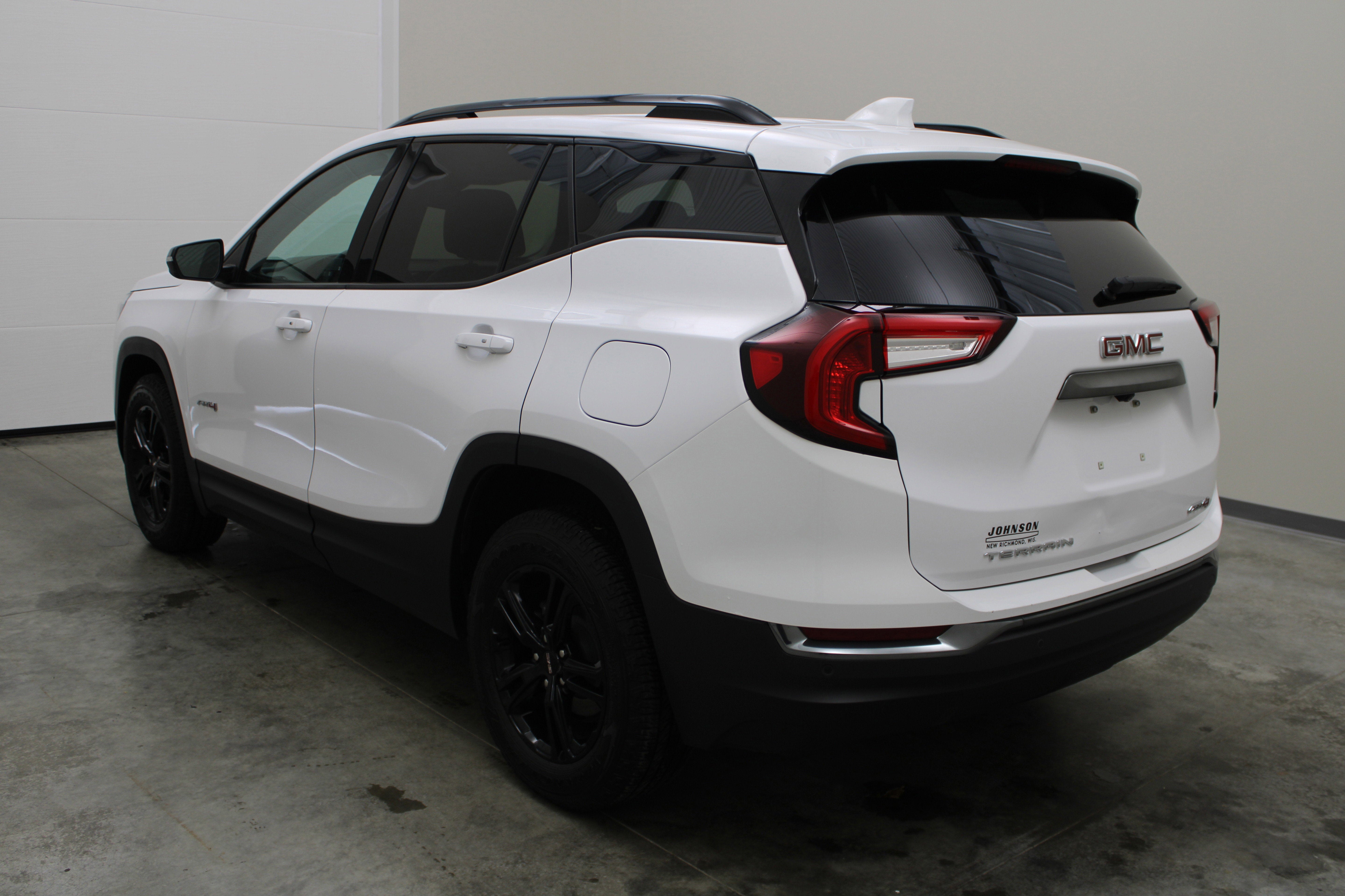 2024 GMC Terrain AT4