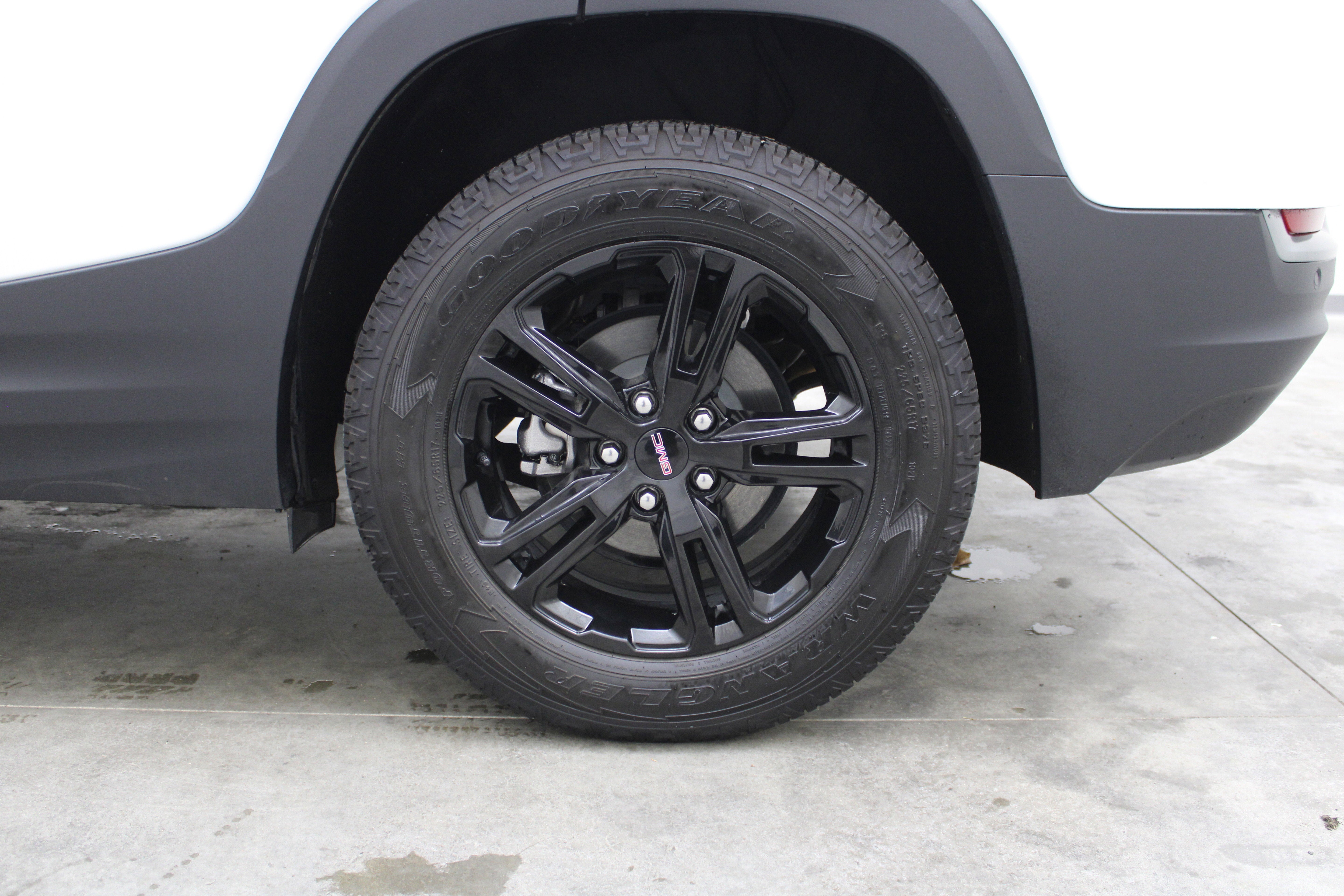 2024 GMC Terrain AT4