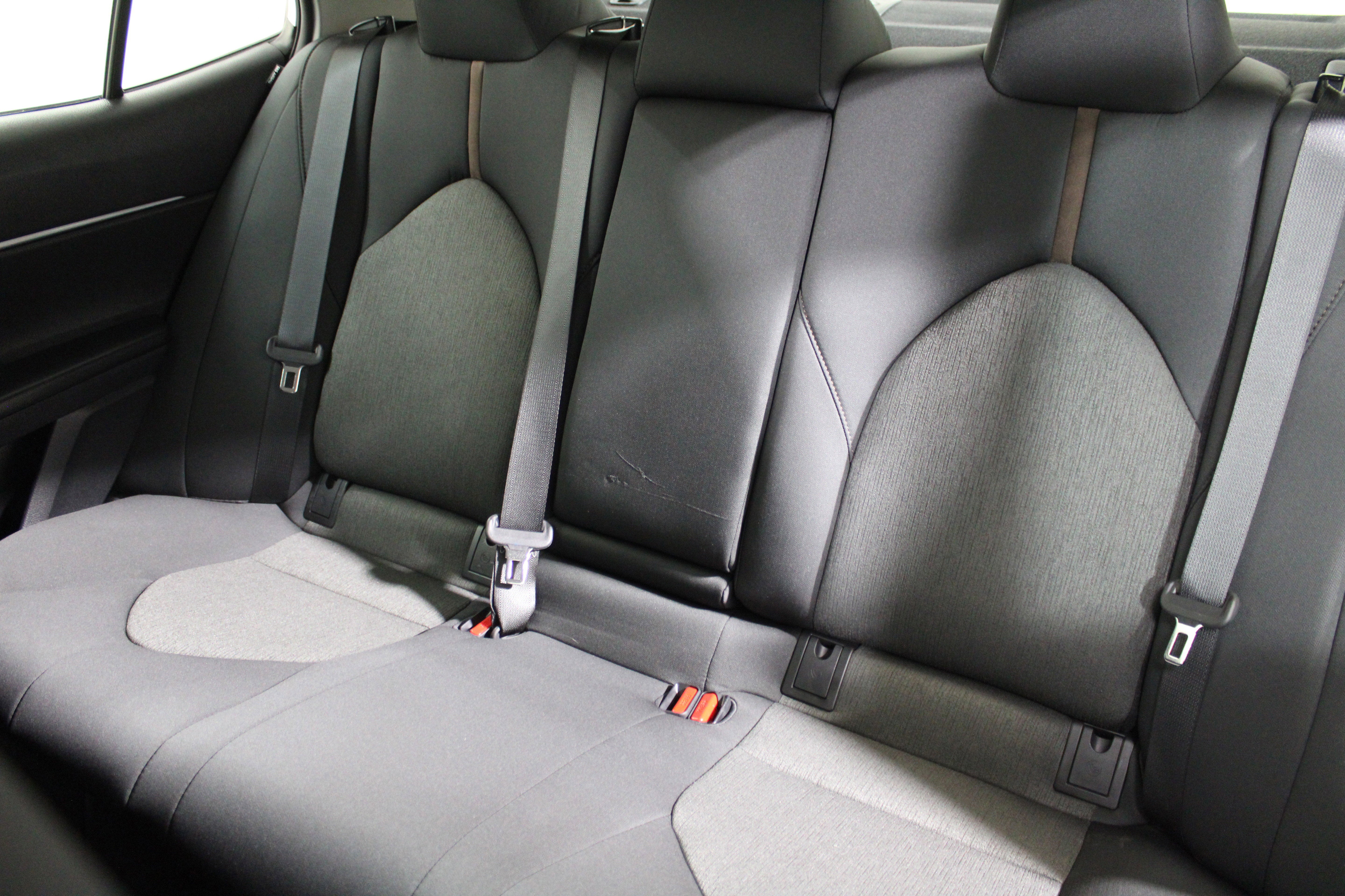 2019 Toyota Camry Hybrid LE