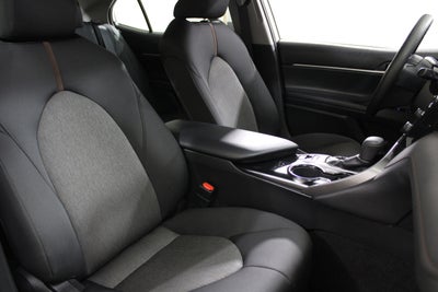 2019 Toyota Camry Hybrid LE