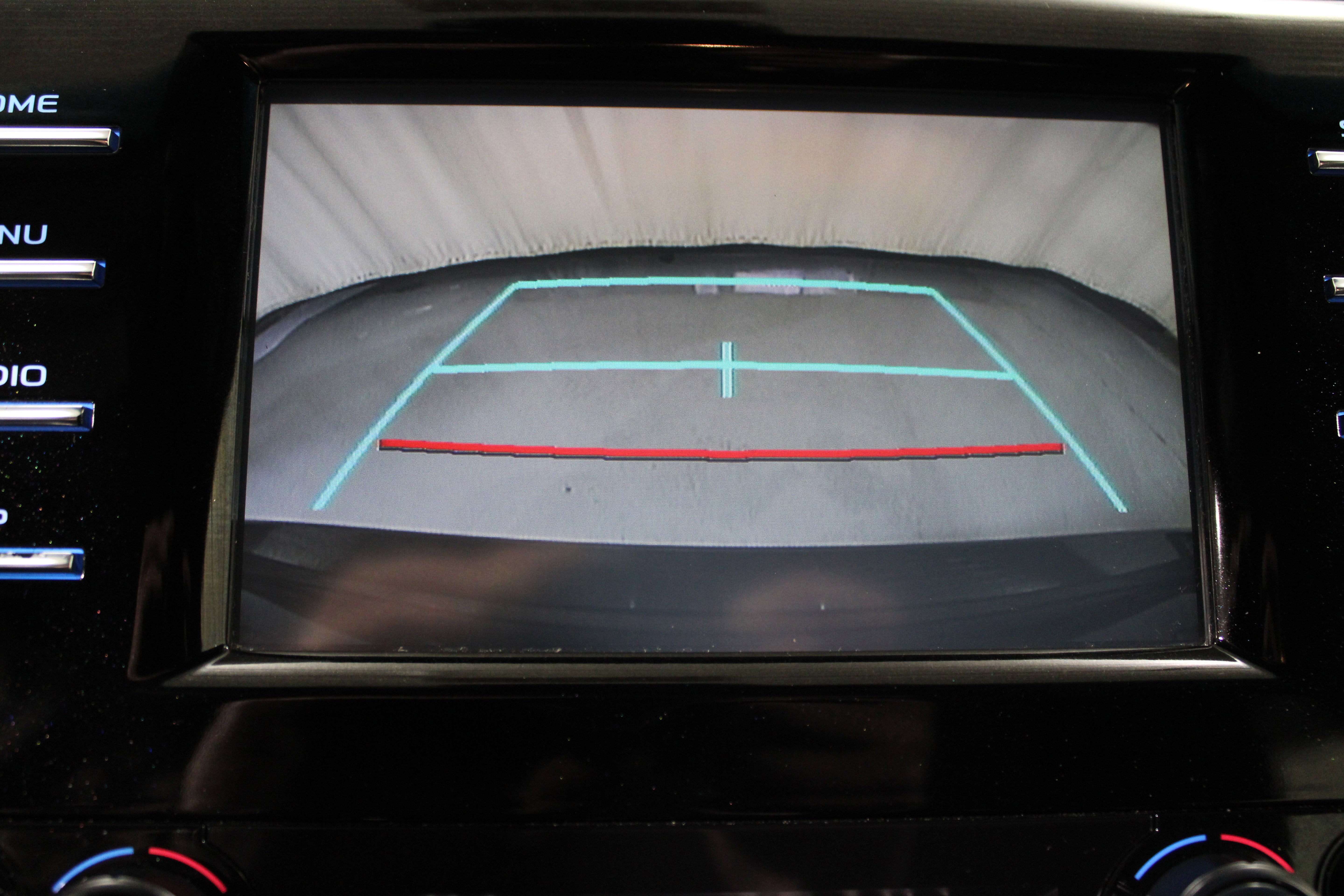 2019 Toyota Camry Hybrid LE