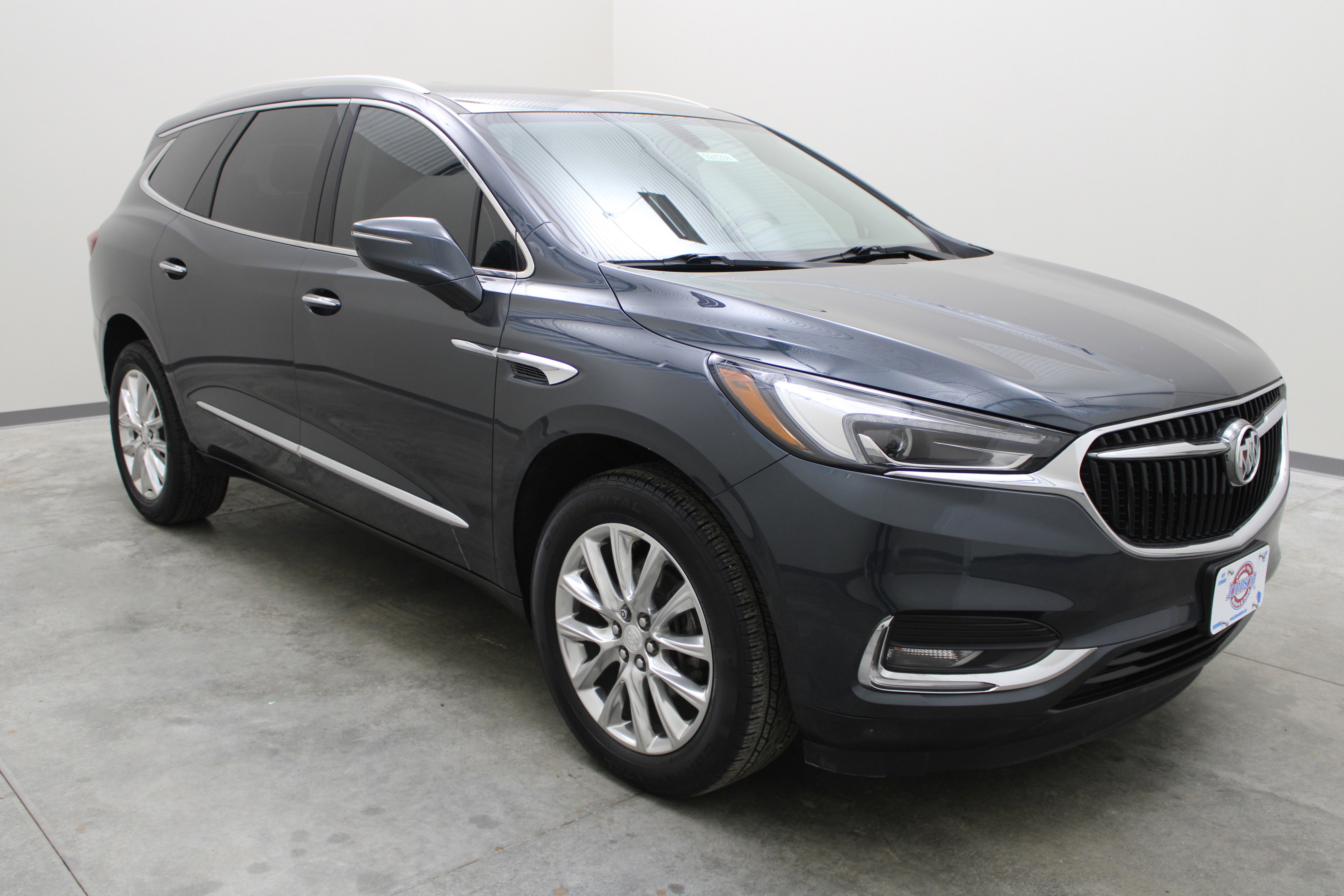 2020 Buick Enclave Essence