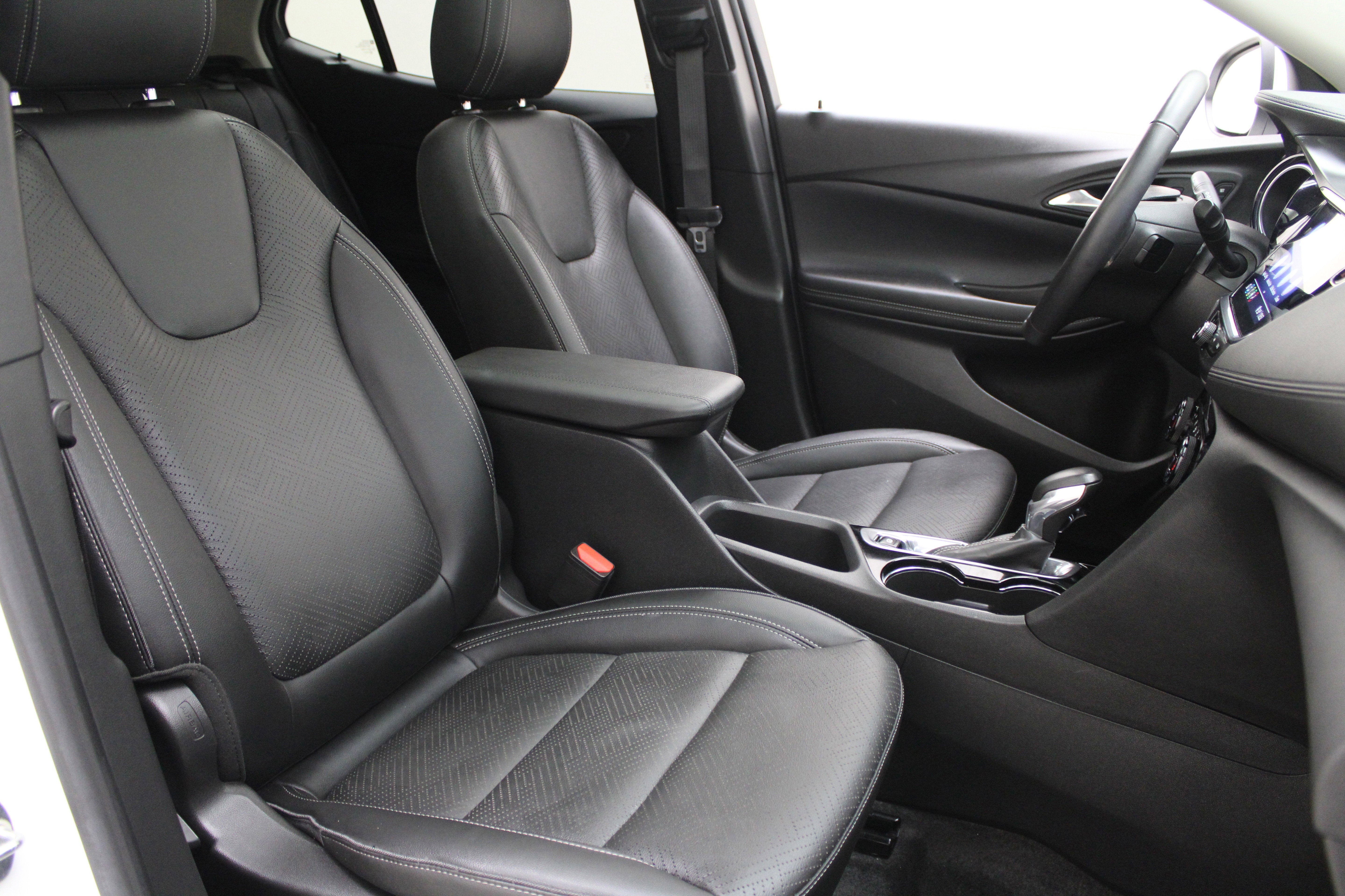 2022 Buick Encore GX Essence