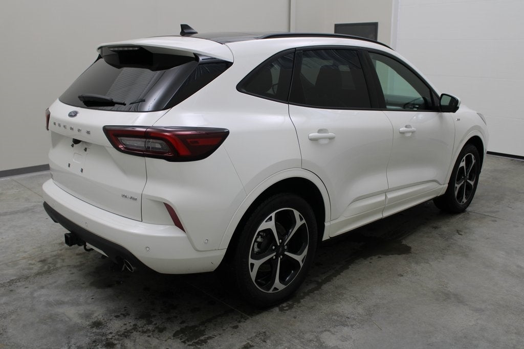 2023 Ford Escape ST-Line Elite