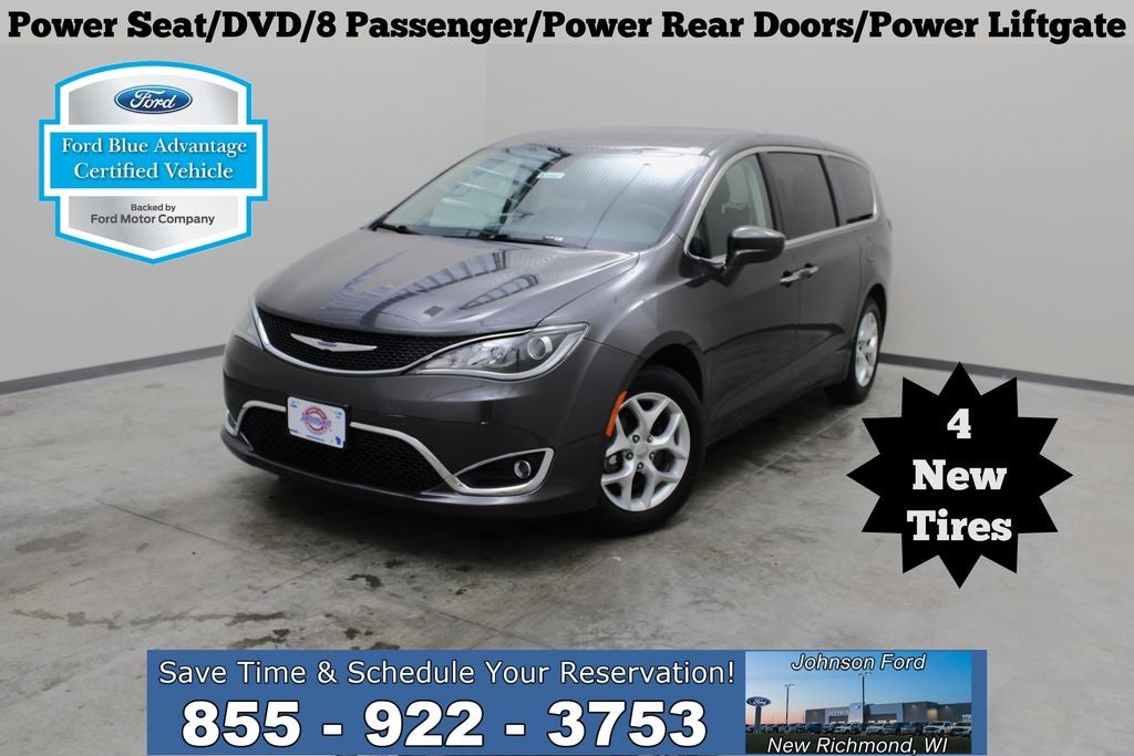 2018 Chrysler Pacifica Touring Plus's photo
