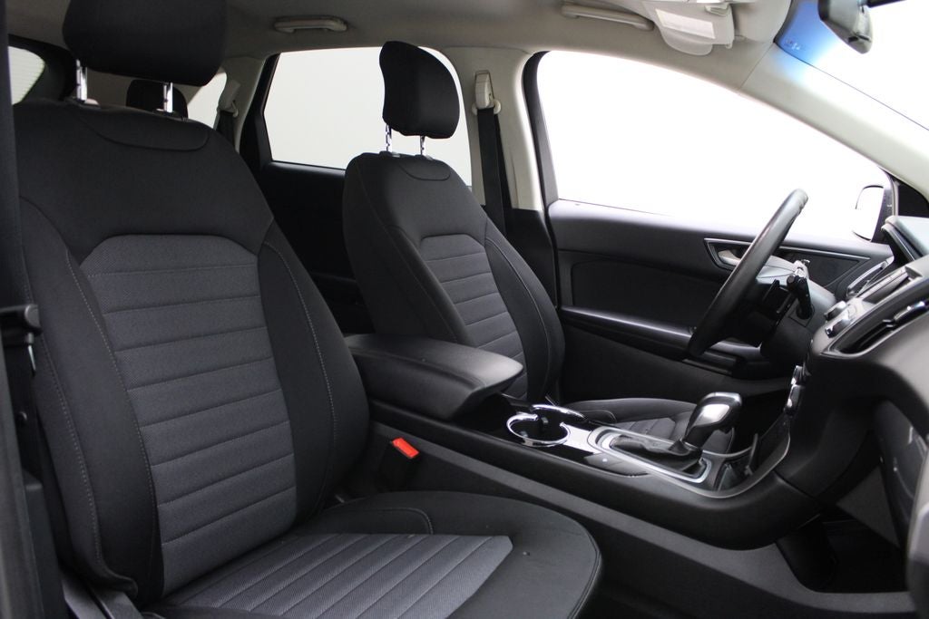 2018 Ford Edge SE