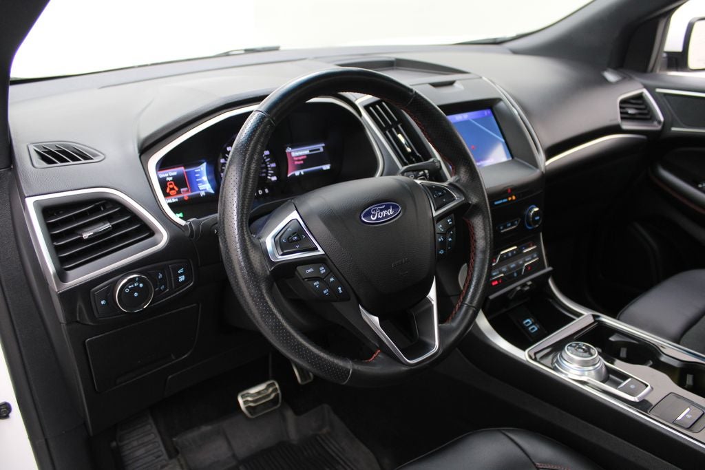 2020 Ford Edge ST Line
